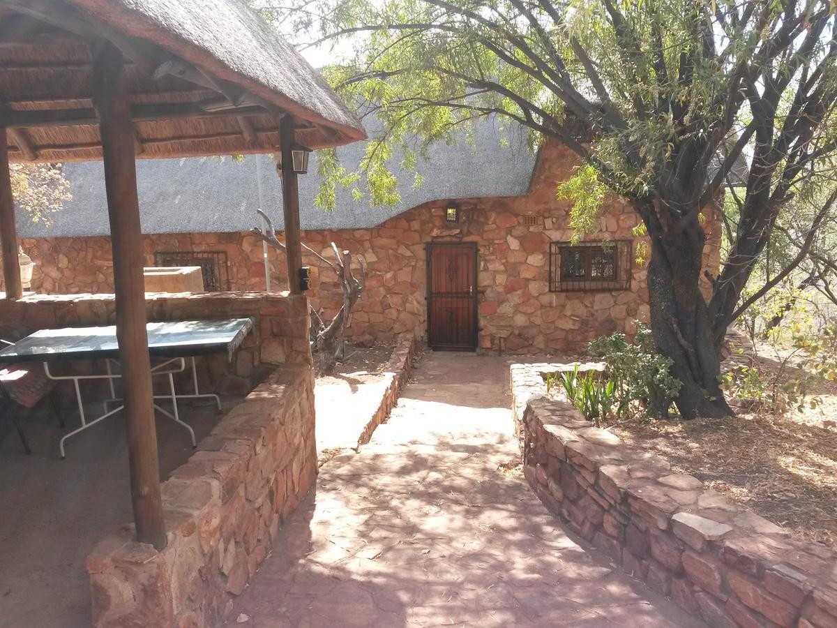 Benlize Lodge Hartbeespoort Rum bild