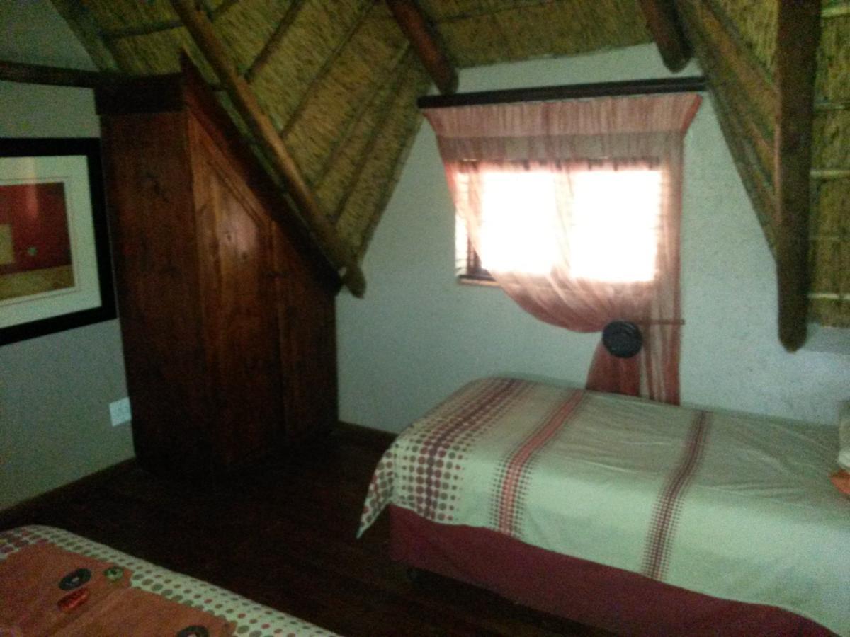 Benlize Lodge Hartbeespoort Rum bild